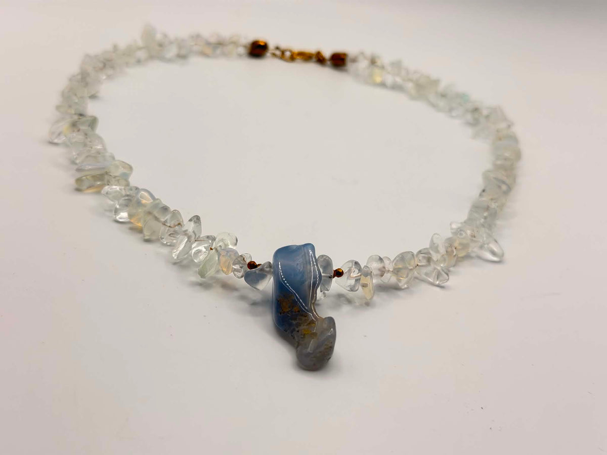 Clear Quartz & Light Grey Agate
